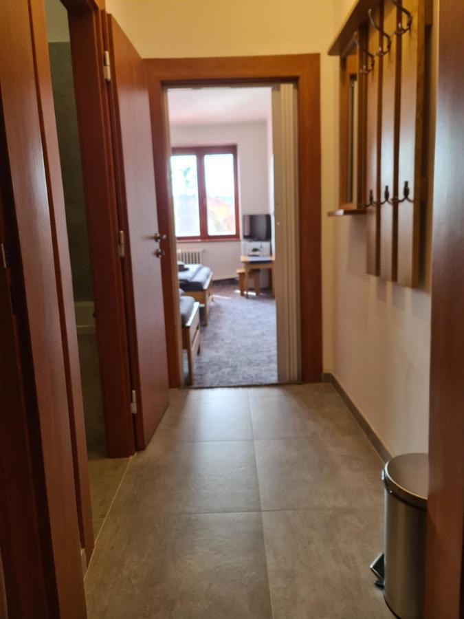 Hotel Koruna Rožnov pod Radhoštěm Esterno foto