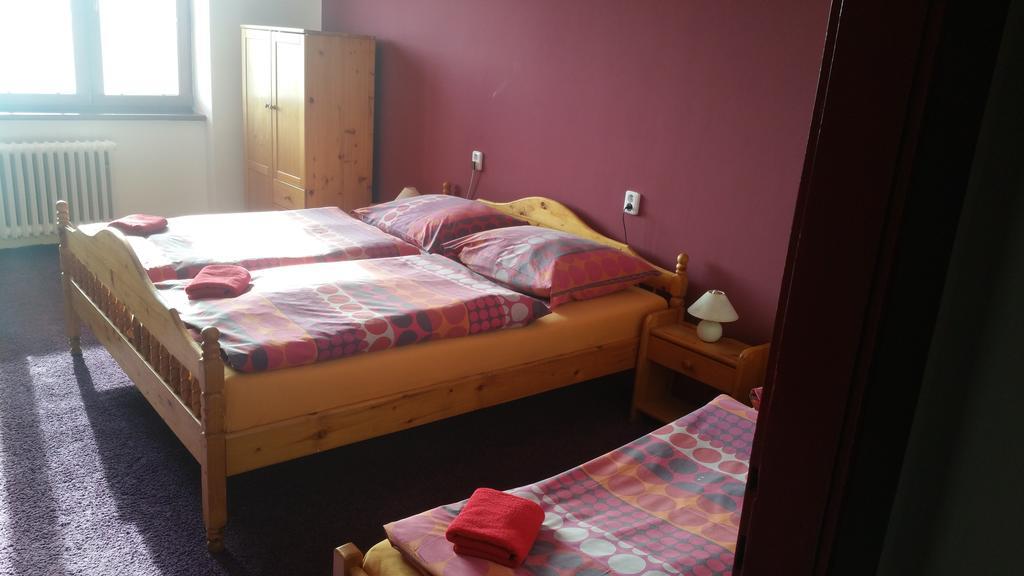 Hotel Koruna Rožnov pod Radhoštěm Camera foto