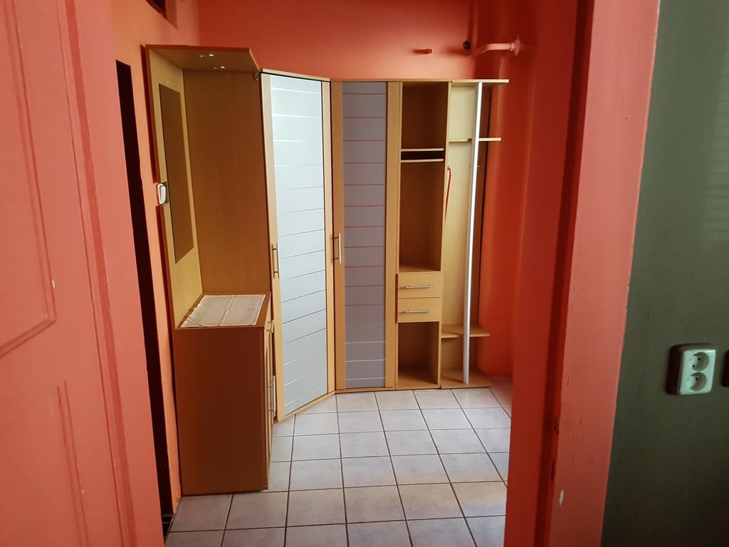 Hotel Koruna Rožnov pod Radhoštěm Esterno foto
