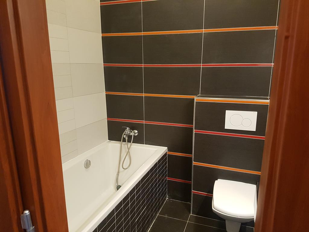 Hotel Koruna Rožnov pod Radhoštěm Esterno foto